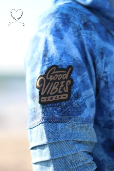 Label  " Good Vibes only - OUTLINE " -  ca. 5 cm  hoch - Kunstleder ++ Farbauswahl ++